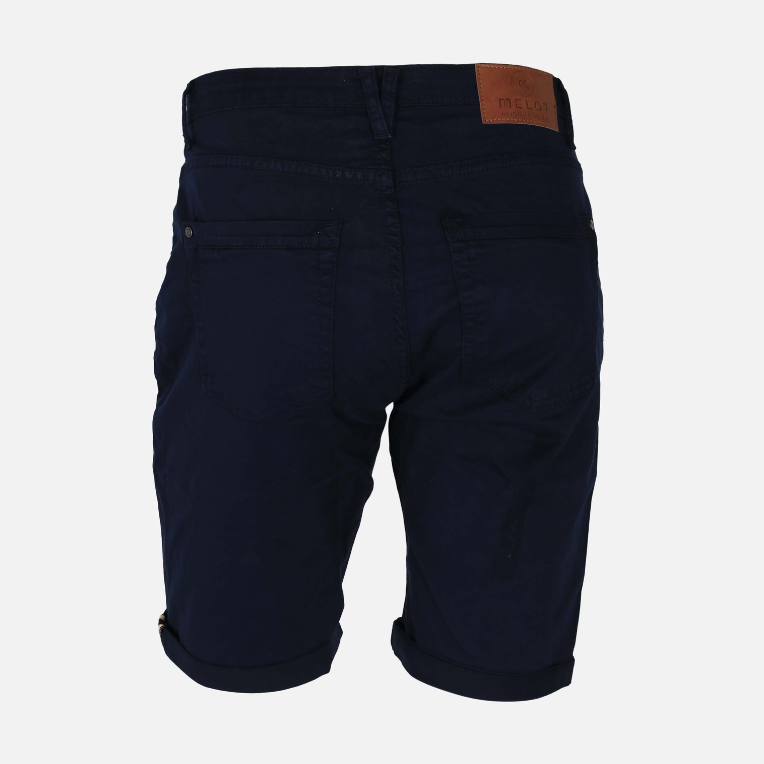 MEN WOVEN SHORTS (REGULAR FIT)