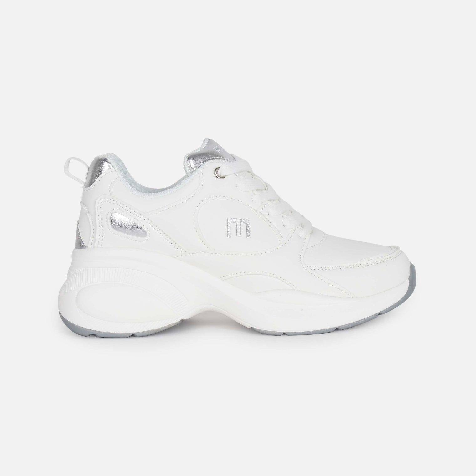 LADIES SPORTS LACE-UP SHOES