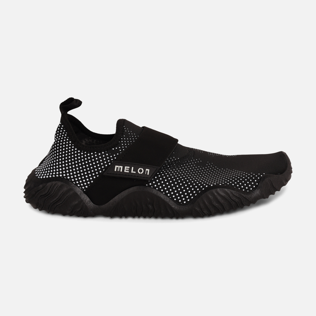 Men Slip-On Beach Shoes With Strap