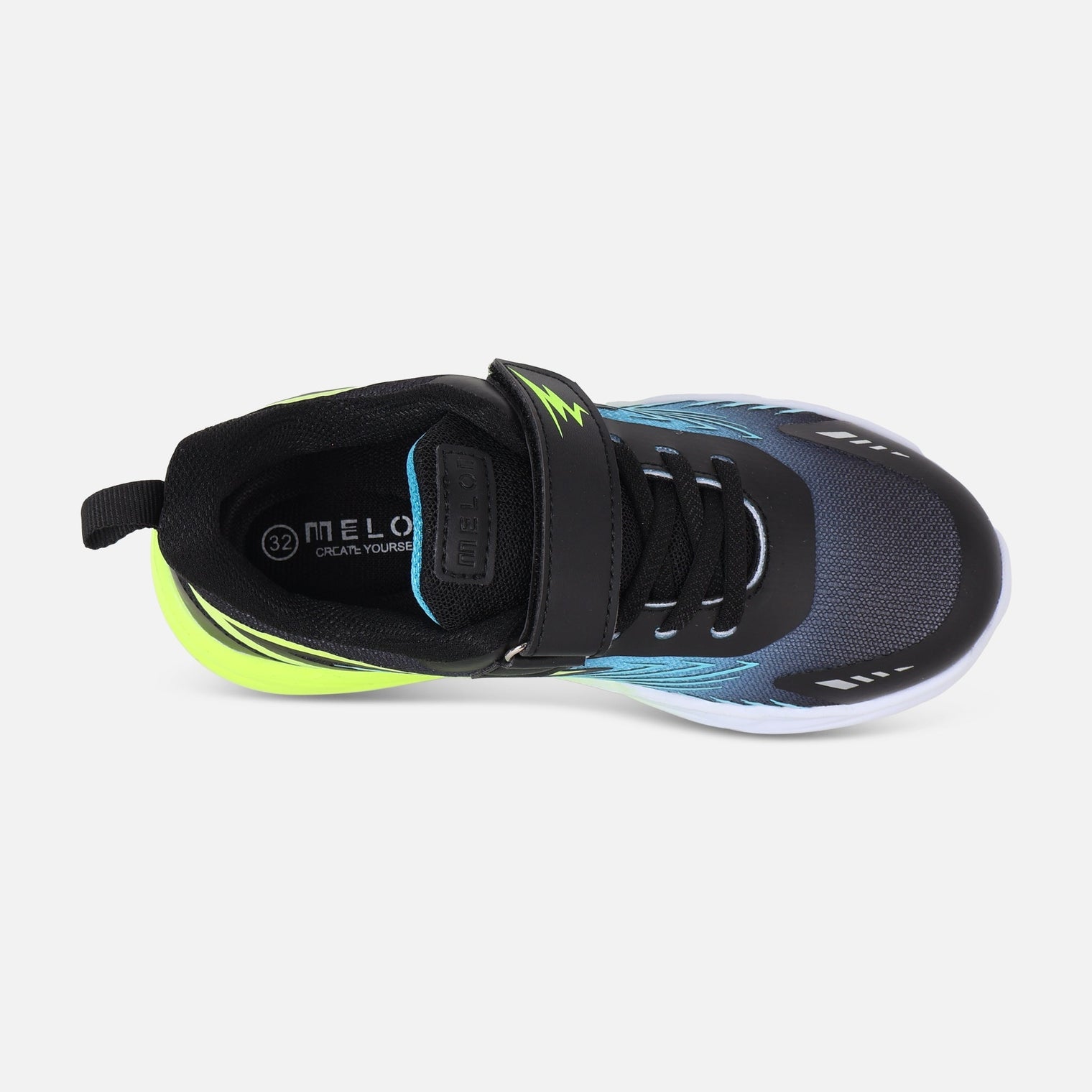 BOYS LIGHT SHOES