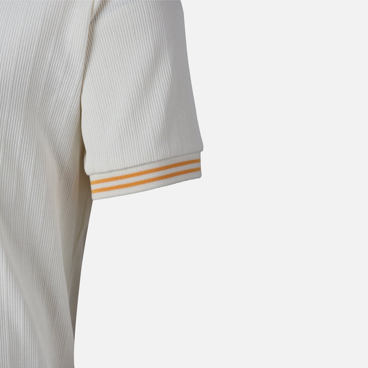 MEN T-SHIRT ROUND NECK