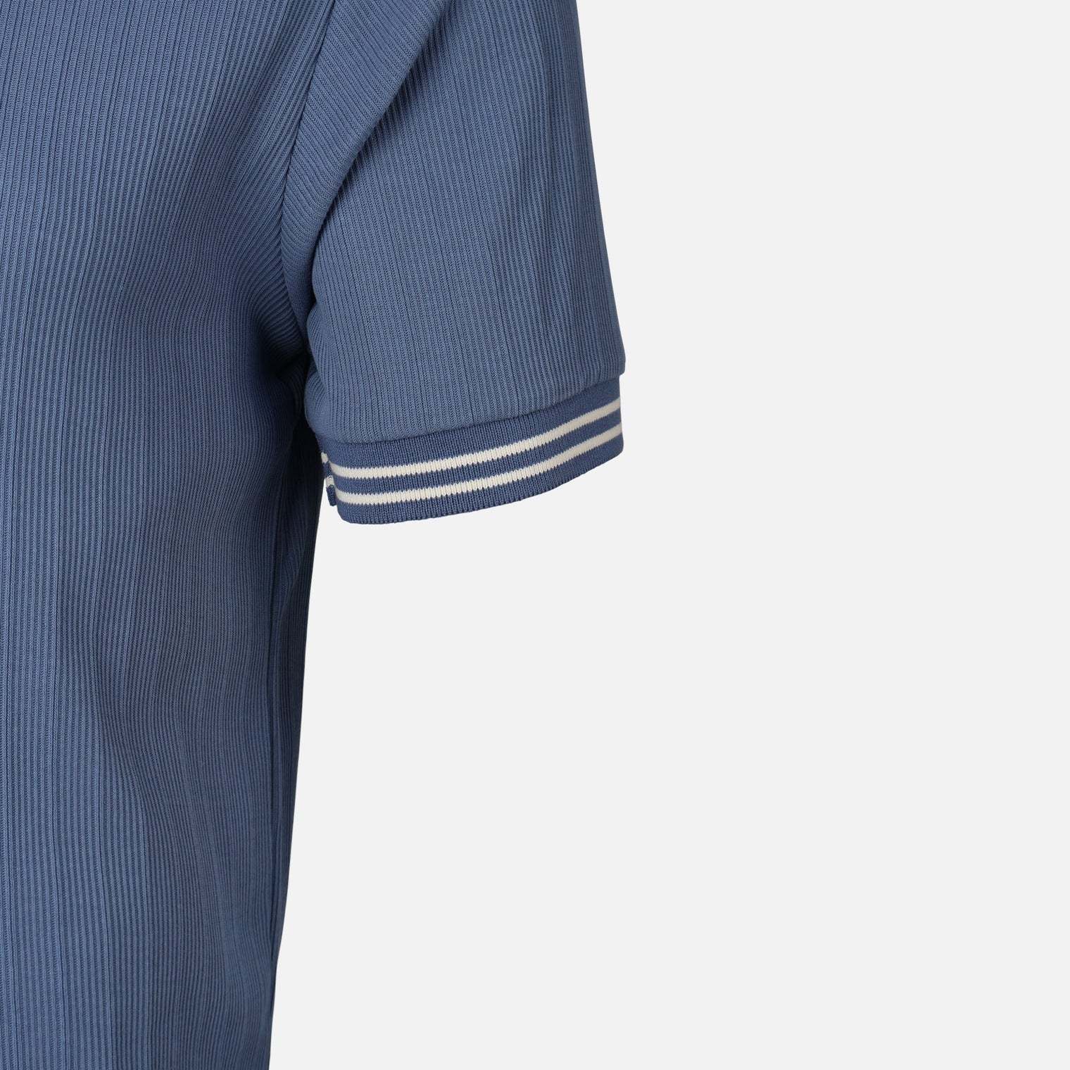MEN T-SHIRT ROUND NECK