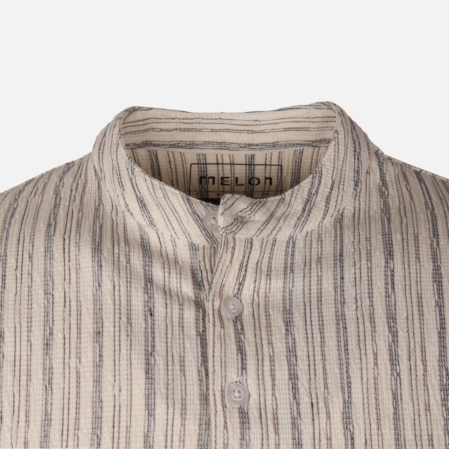Men Structure T-Shirt Henley Neck