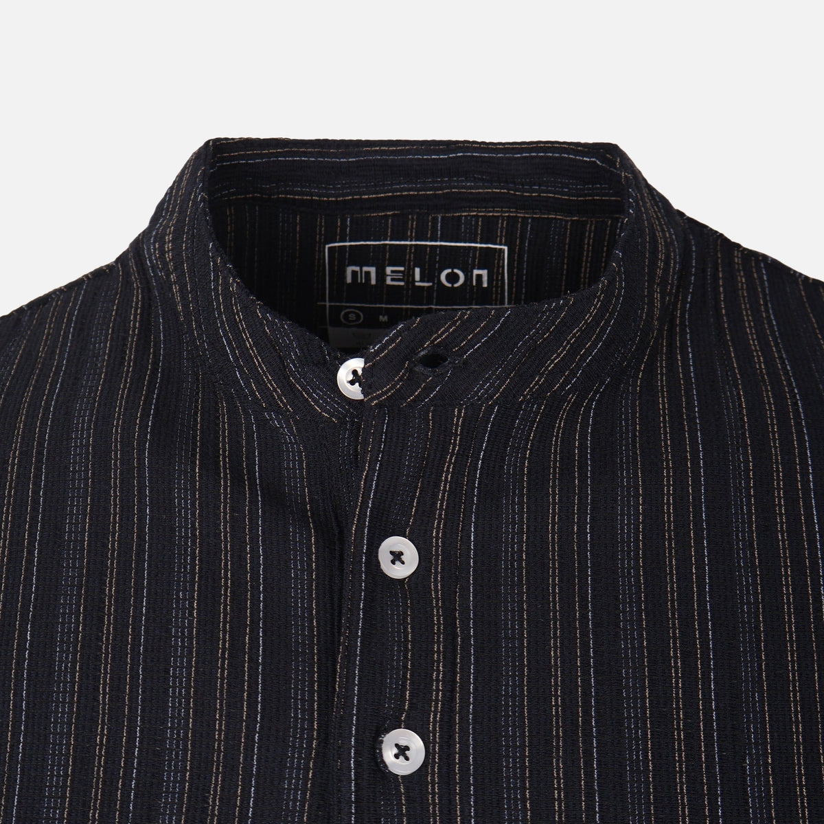 Men Structure T-Shirt Henley Neck
