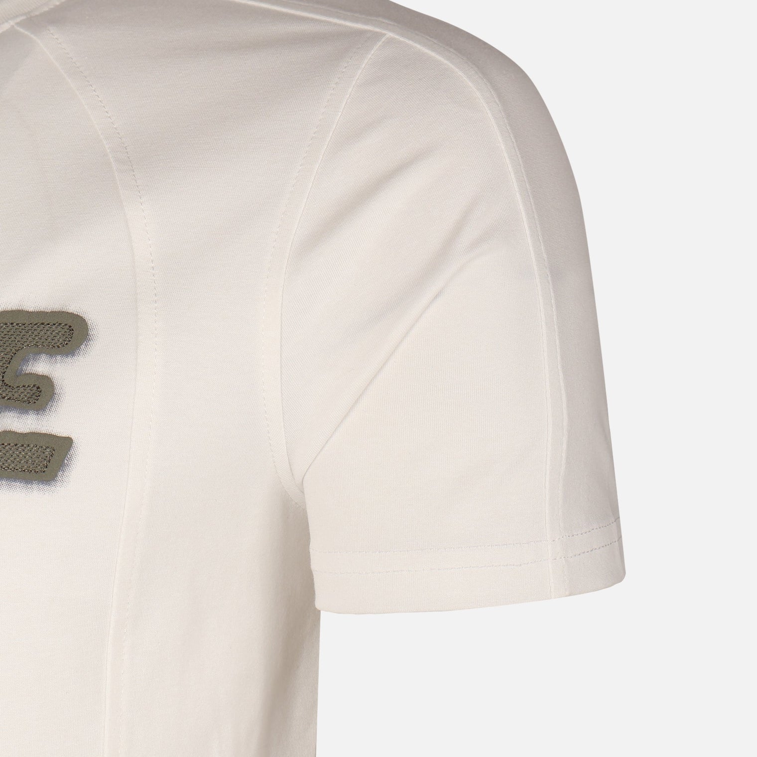 Men T-Shirt Round Neck