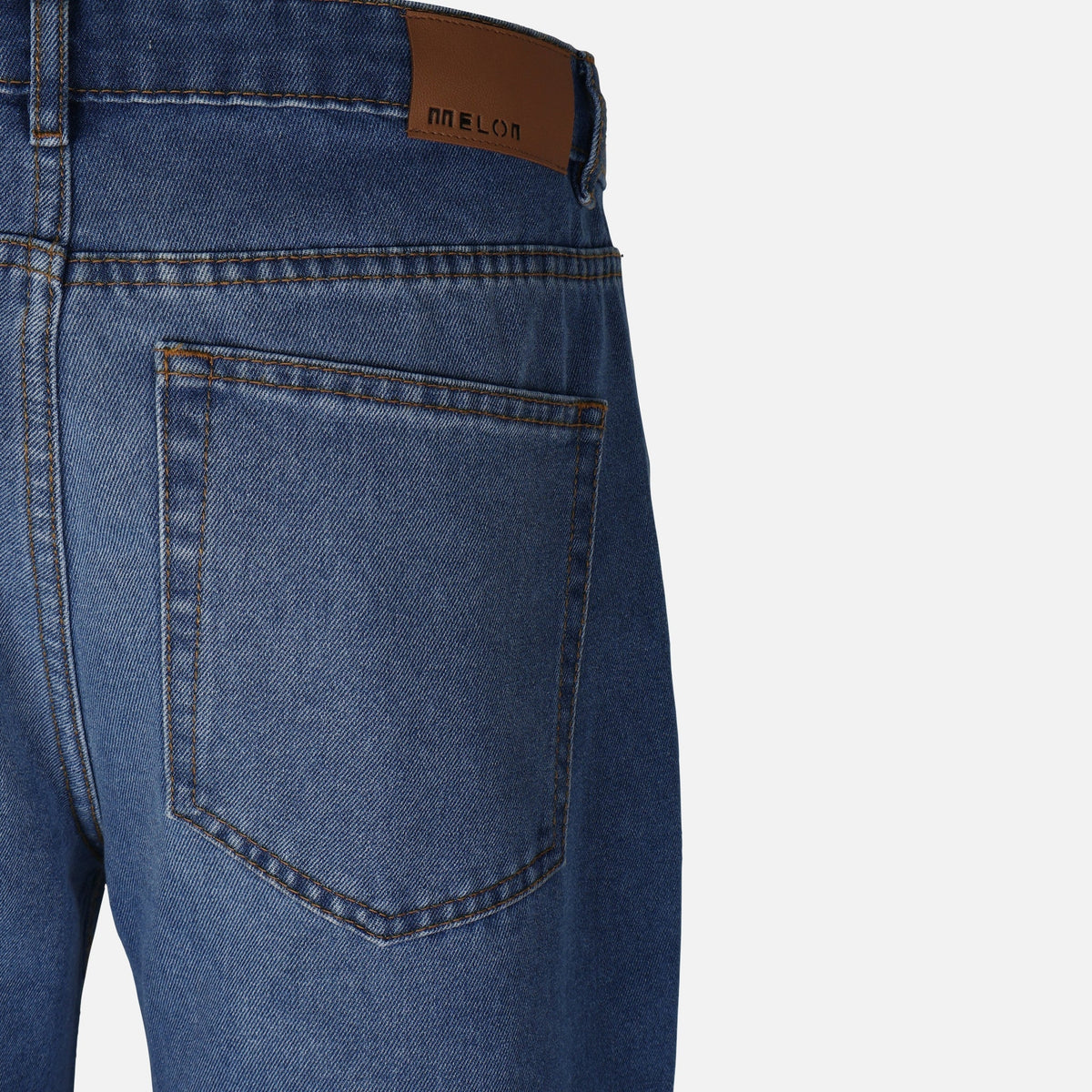 WOMEN STRAIGHT MID WAIST PANT JEANS