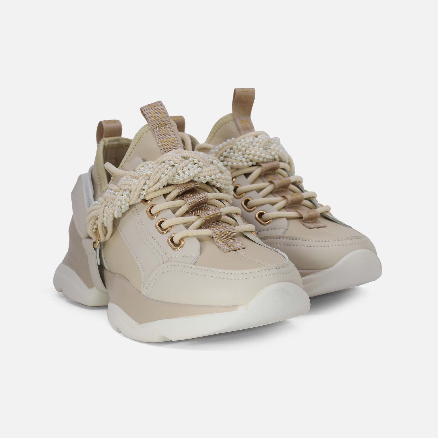 LADIES SPORTS LACE-UP SHOES